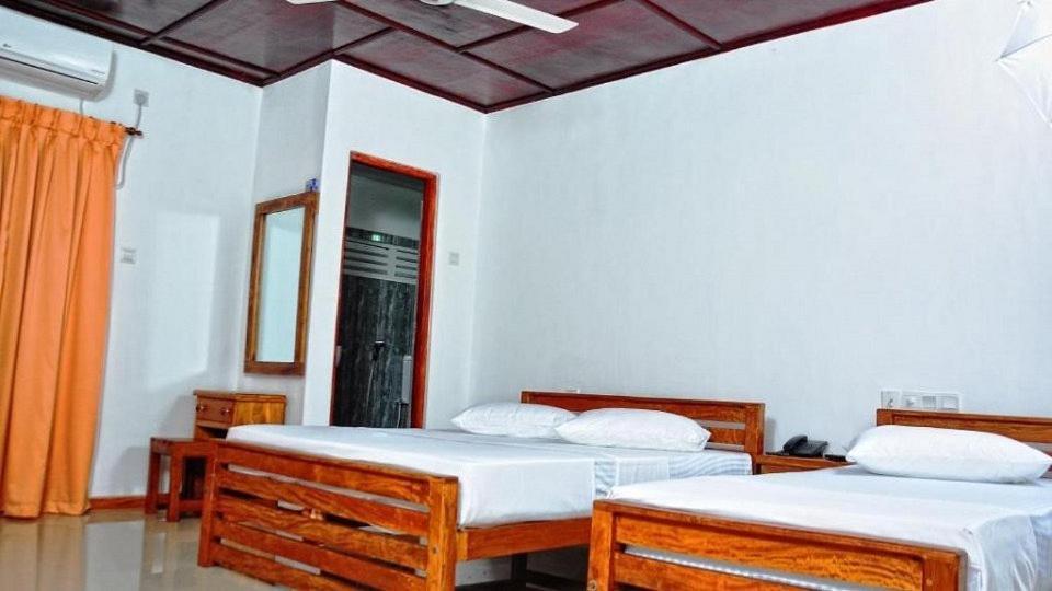Rajarata Family Resort Anuradhapura Exterior photo
